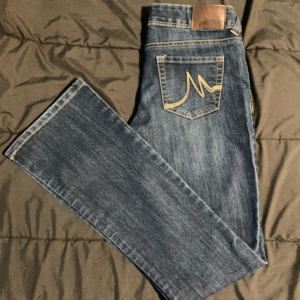 Maurices jeans